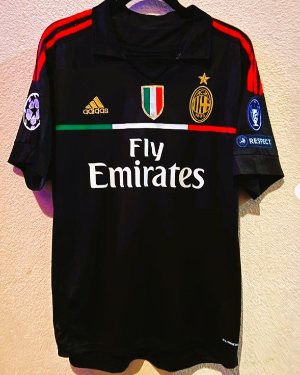 ZLATAN IBRAHIMOVIC 2011-12 (Mil)