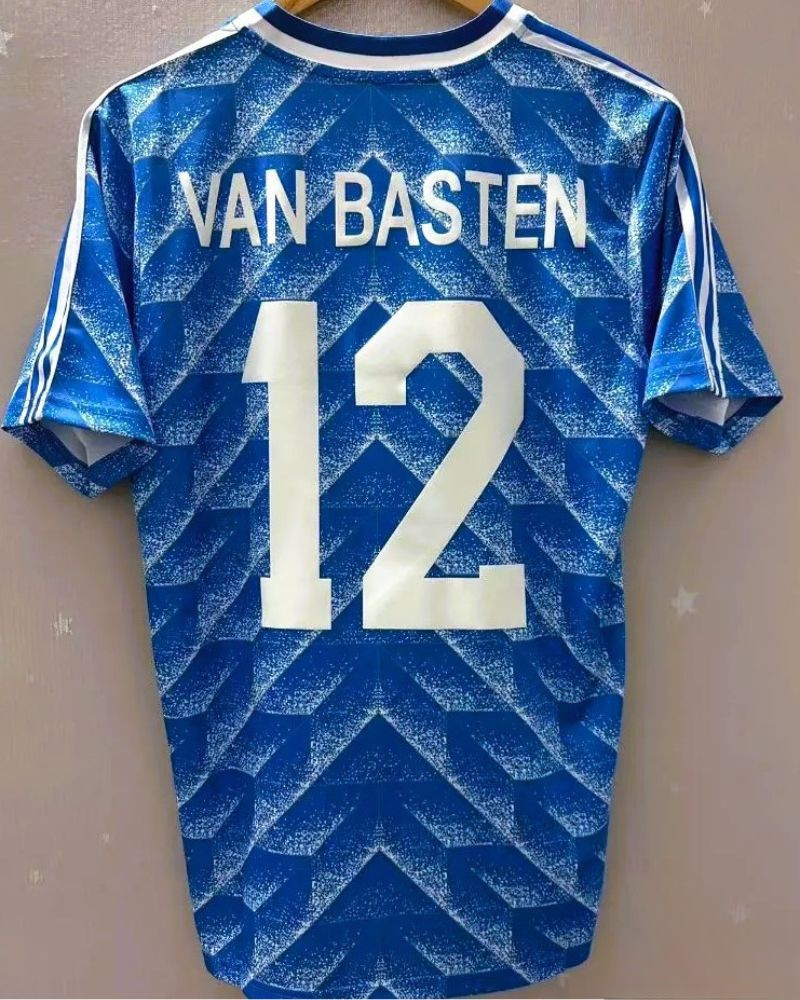 VAN BASTEN MARCO 1988-89 (Holland)