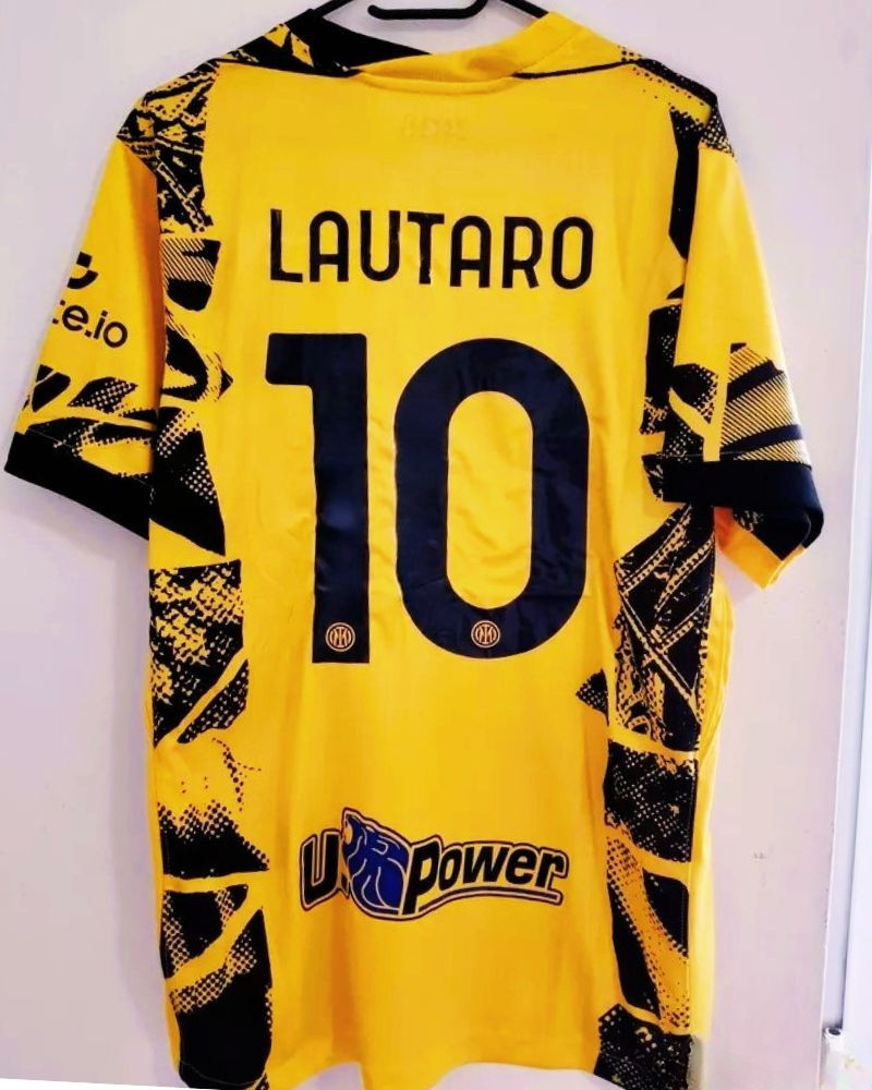 LAUTARO MARTINEZ 2024-25 (Int)