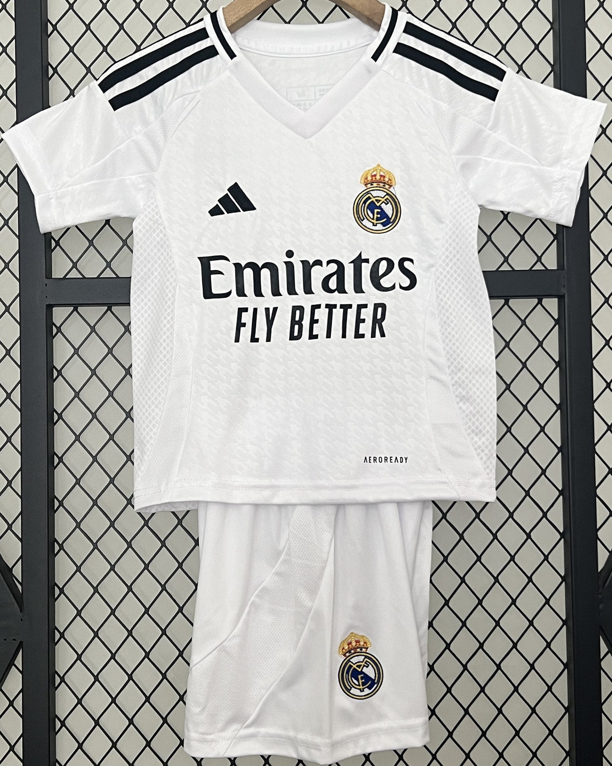 Completo da bambino REAL MADRID