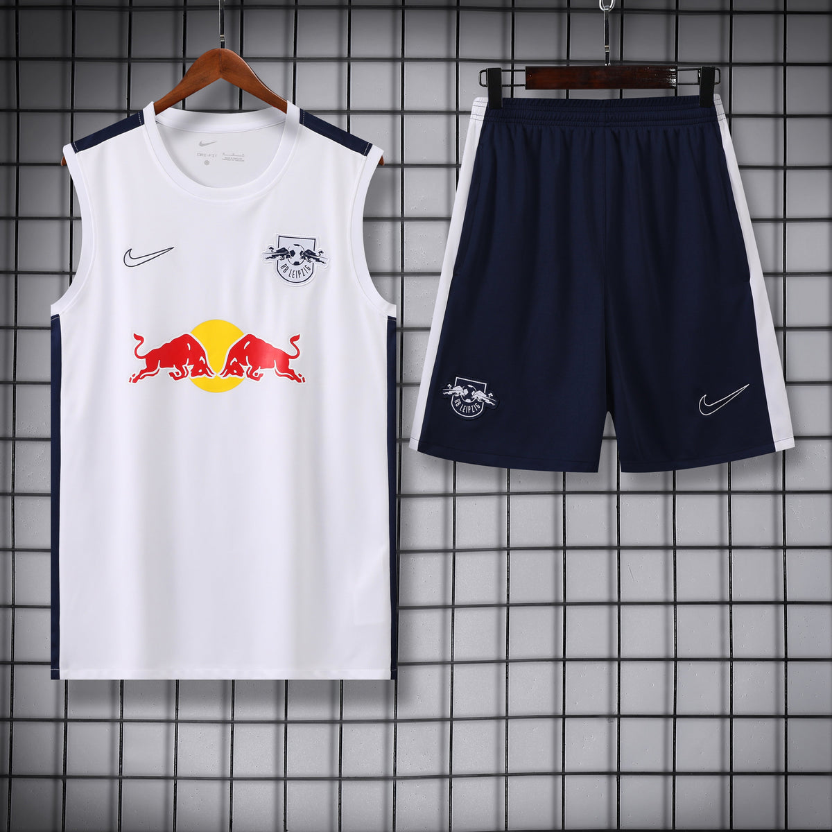 TANK TOP + SHORTS LEIPZIG