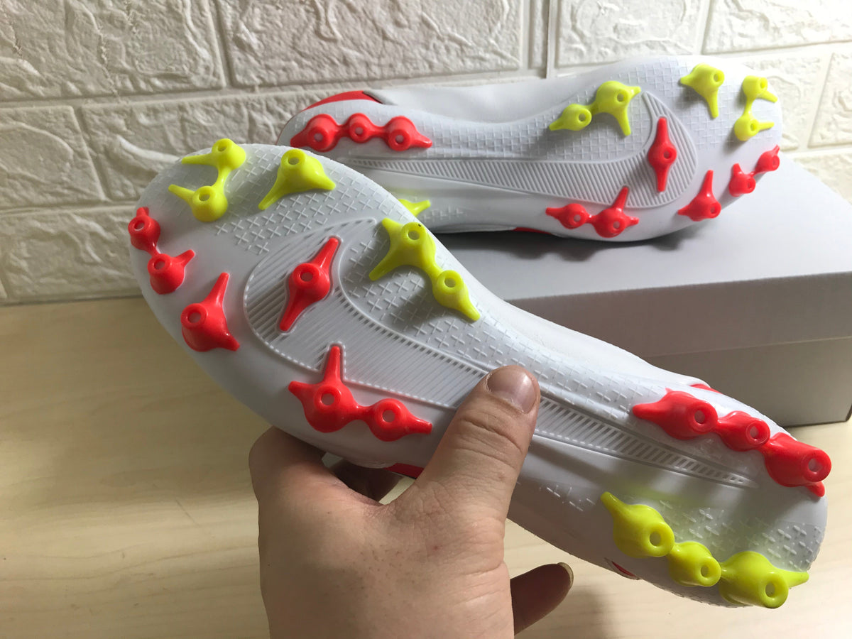 Nike Tiempo