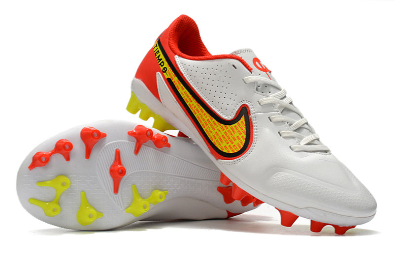 Nike Tiempo