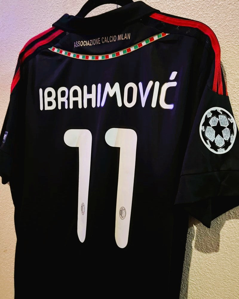 ZLATAN IBRAHIMOVIC 2011-12 (Mil)