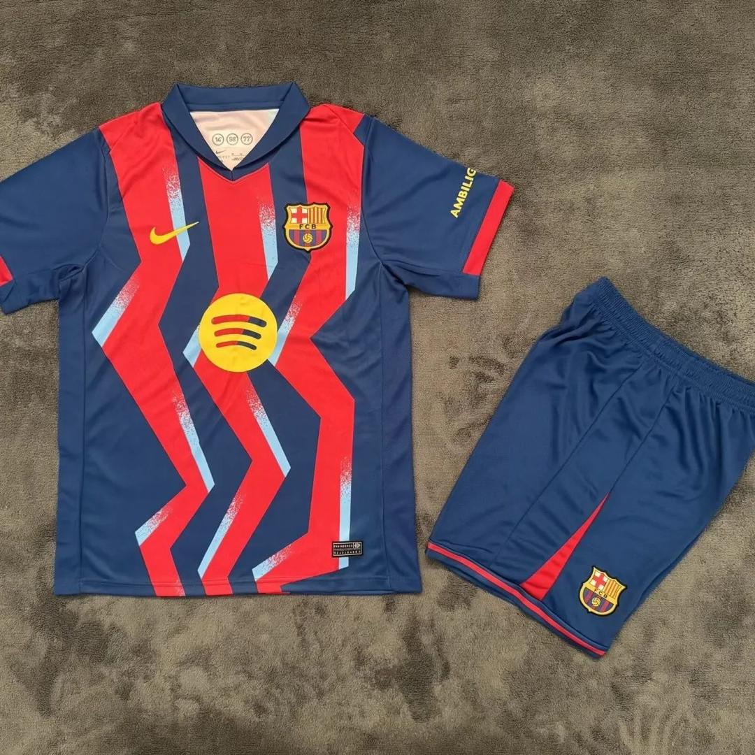 Barcelona 2026 Kids' Kit