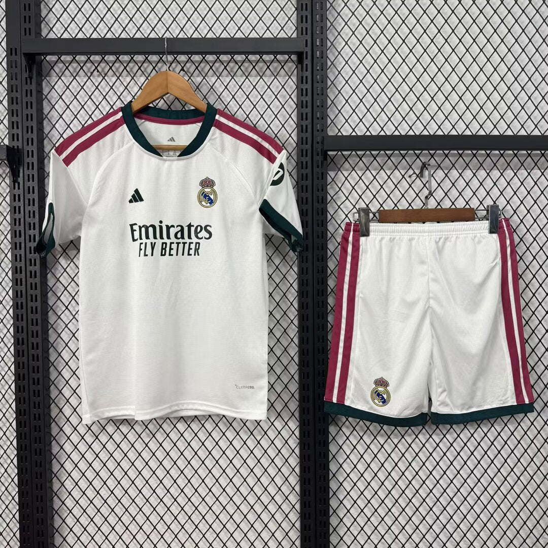 REAL MADRID KIT ADULT 2026/27