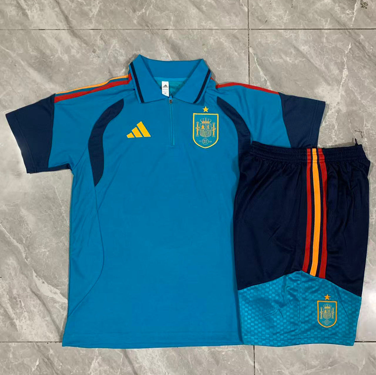 Polo shirt + Spain shorts