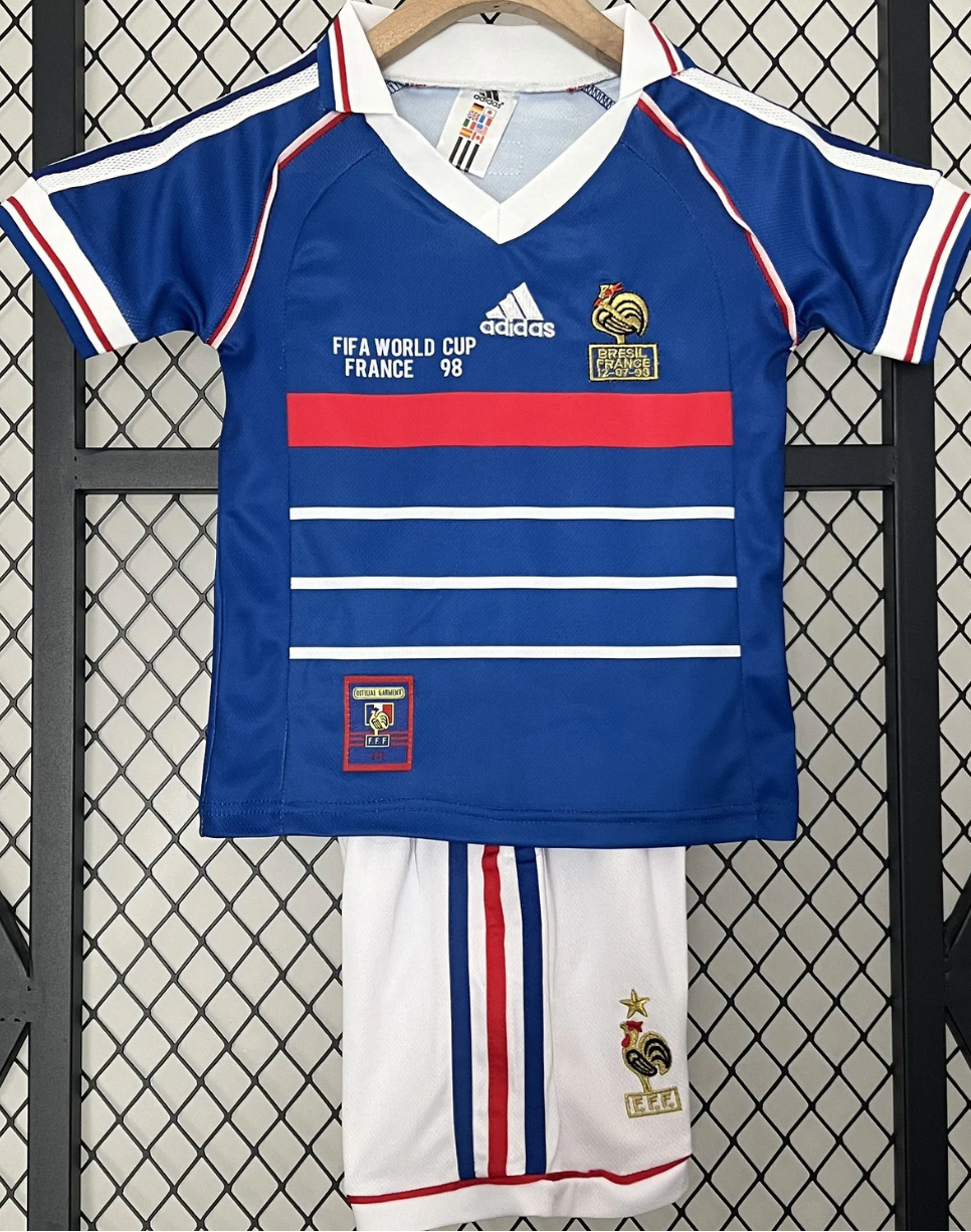 FRANCE Kid Kit
