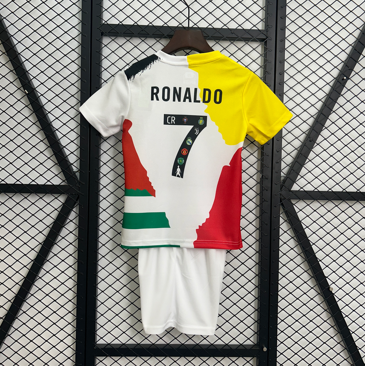 RONALDO COMMEMORATIVE Kids' Kit