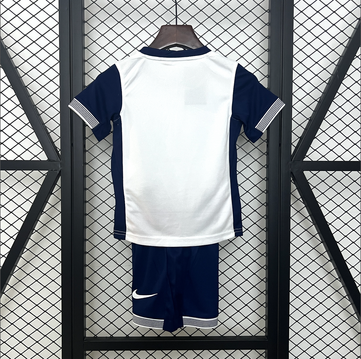 TOTTENHAM kids' kit