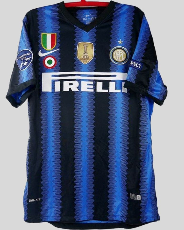DIEGO MILITO 2010-11 (Int)