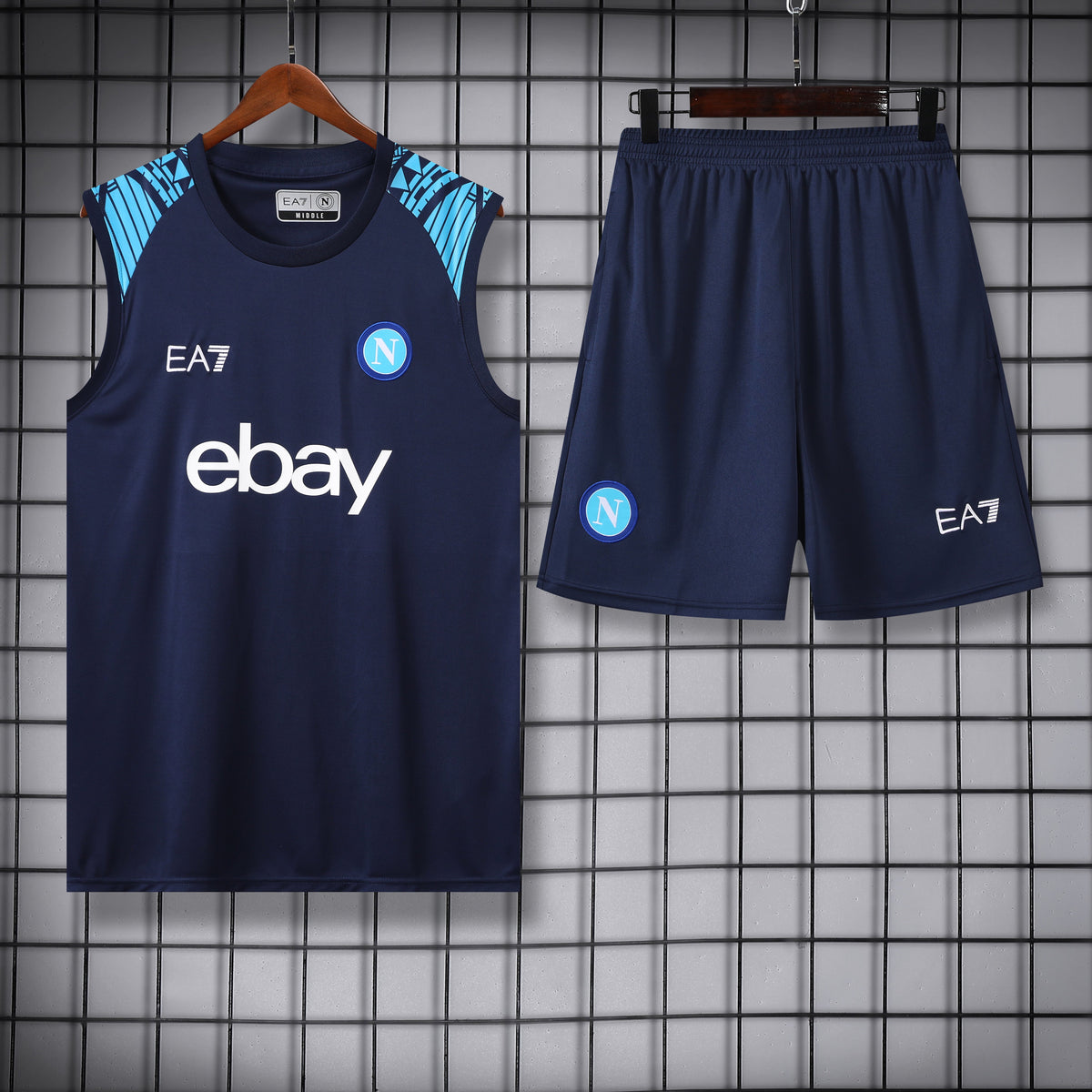 NAPOLI TANK TOP + SHORTS 1