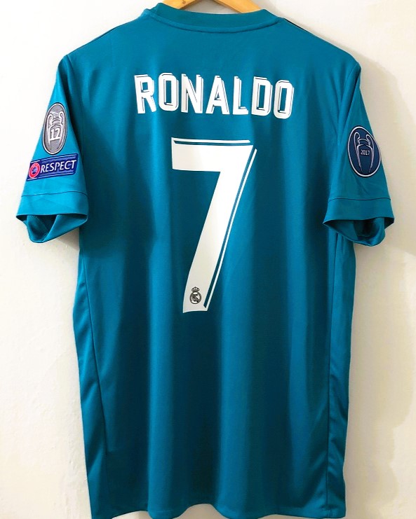 CRISTIANO RONALDO 2017-18 (Real M)