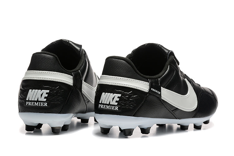 Nike premier III