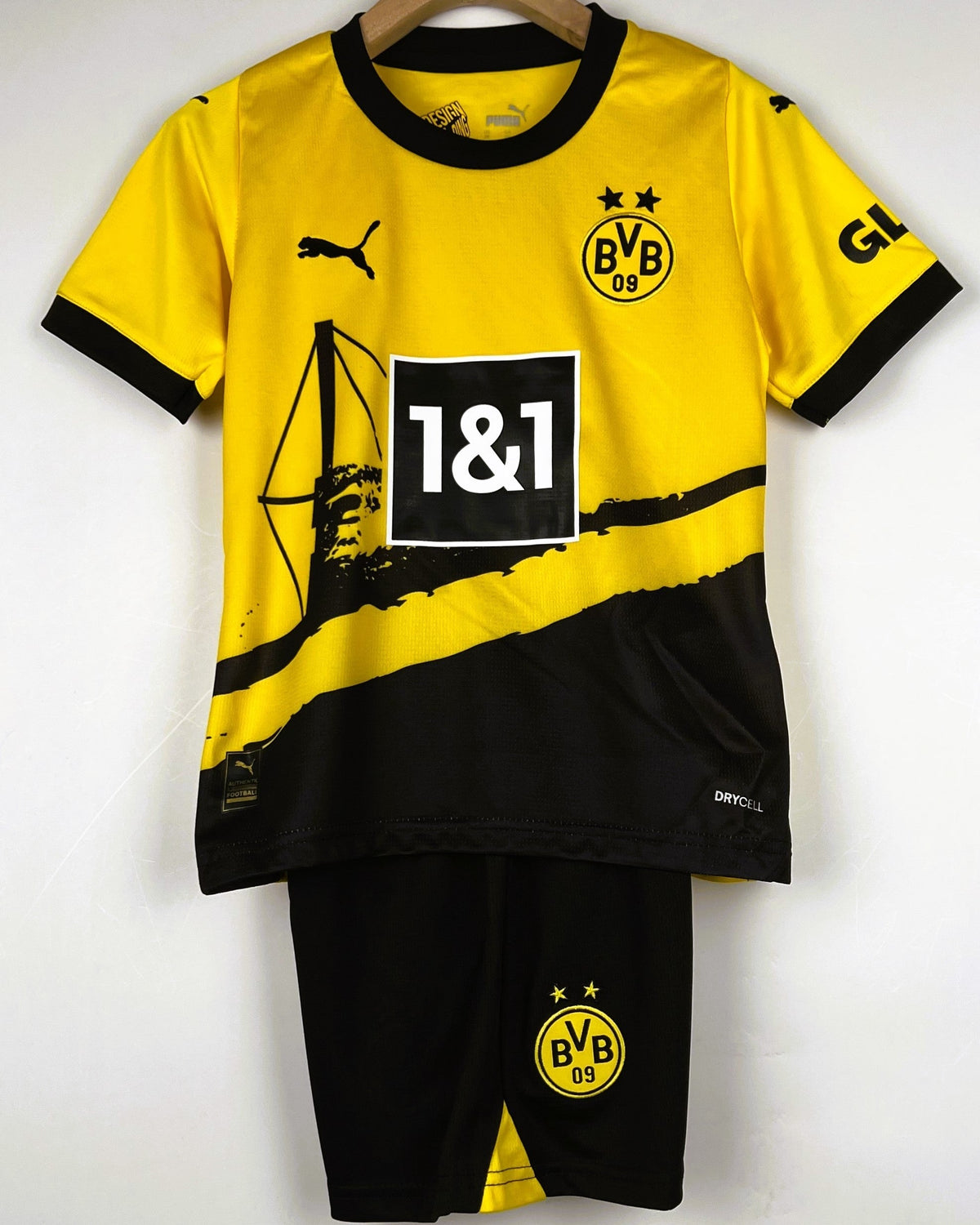 BORUSSIA DORTMUND kids' kit