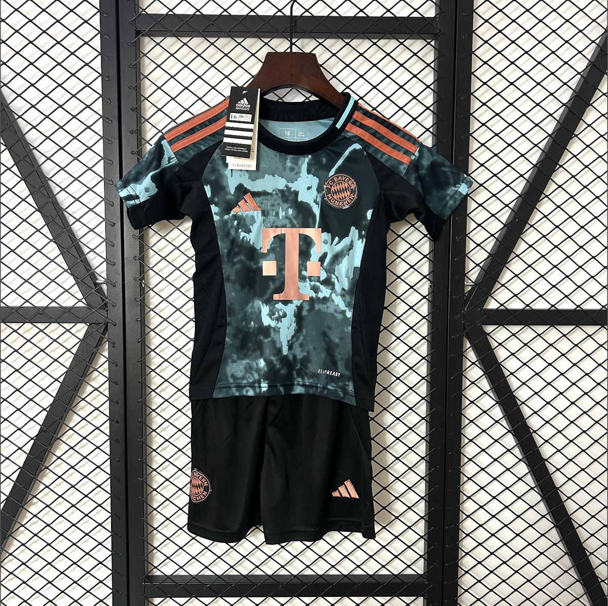 BAYERN MUNCHEN Kid Kit