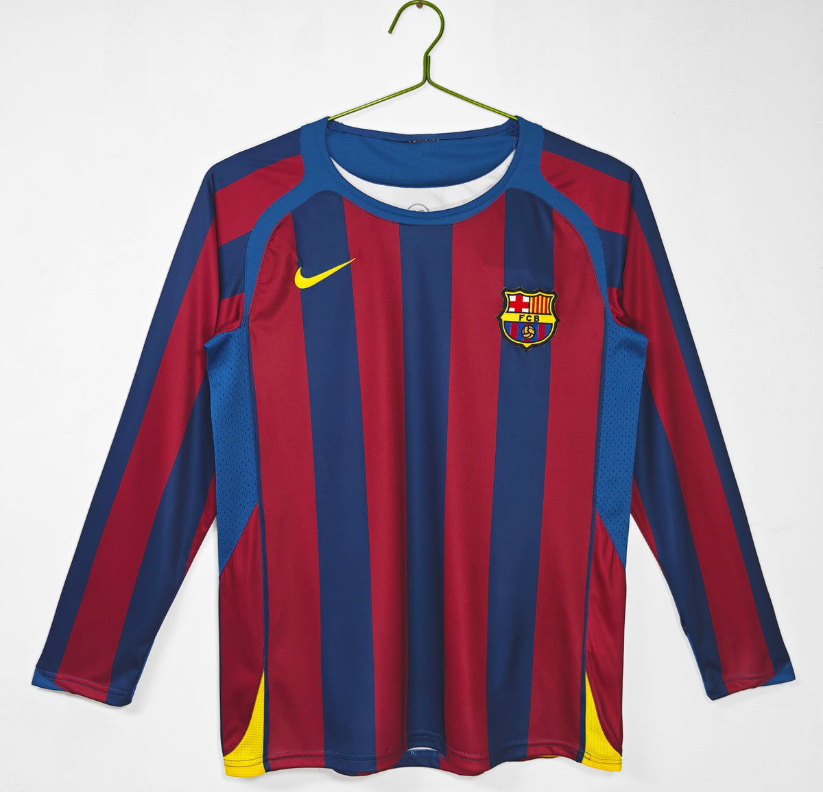 2005-06 Barcelona long sleeve